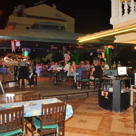 Apart Otel Maxwell Club