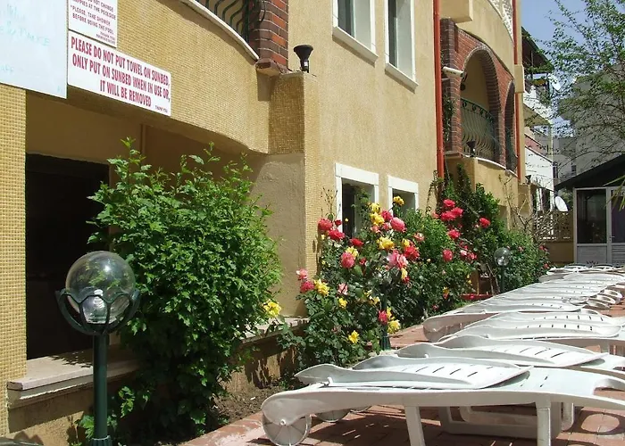 Maxwell Club Lägenhetshotell