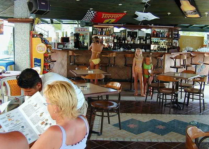 Lägenhetshotell Maxwell Club 3*