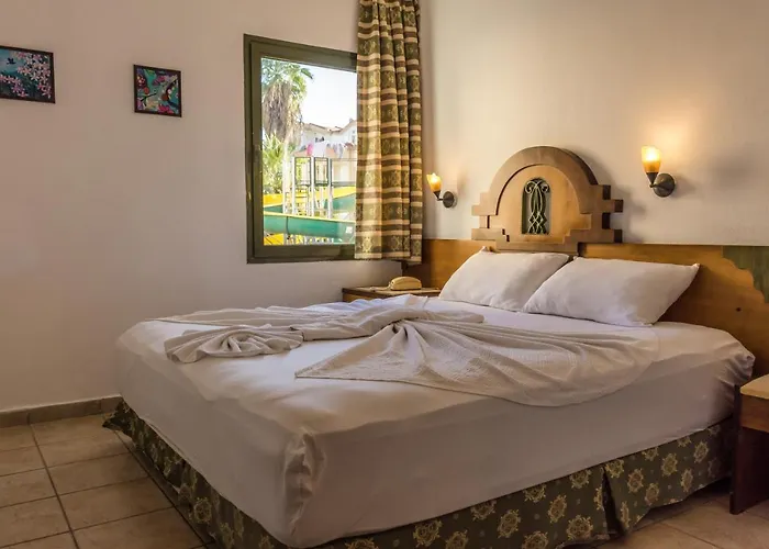 Maxwell Club Lägenhetshotell 3*