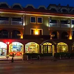 Maxwell Club 3*