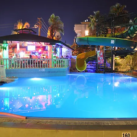 Hotel apartamentowy Maxwell Club 3*