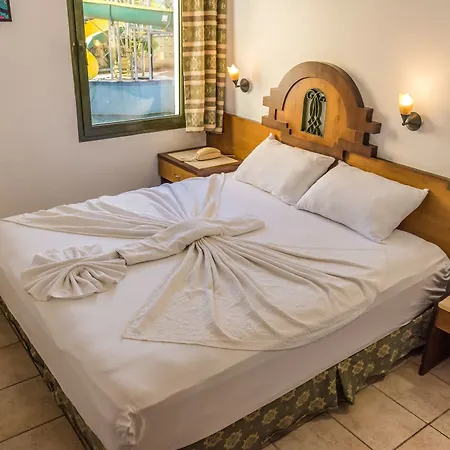 Maxwell Club Hotel apartamentowy Marmaris