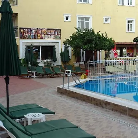 Hotel apartamentowy Maxwell Club 3*